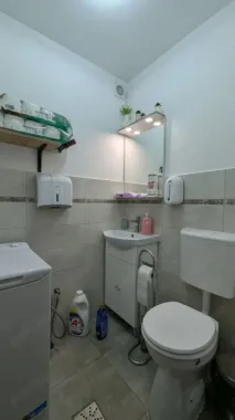 Proprietar închiriez spațiu comercial
