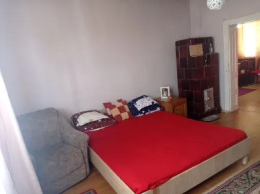De vânzare casă cu curte