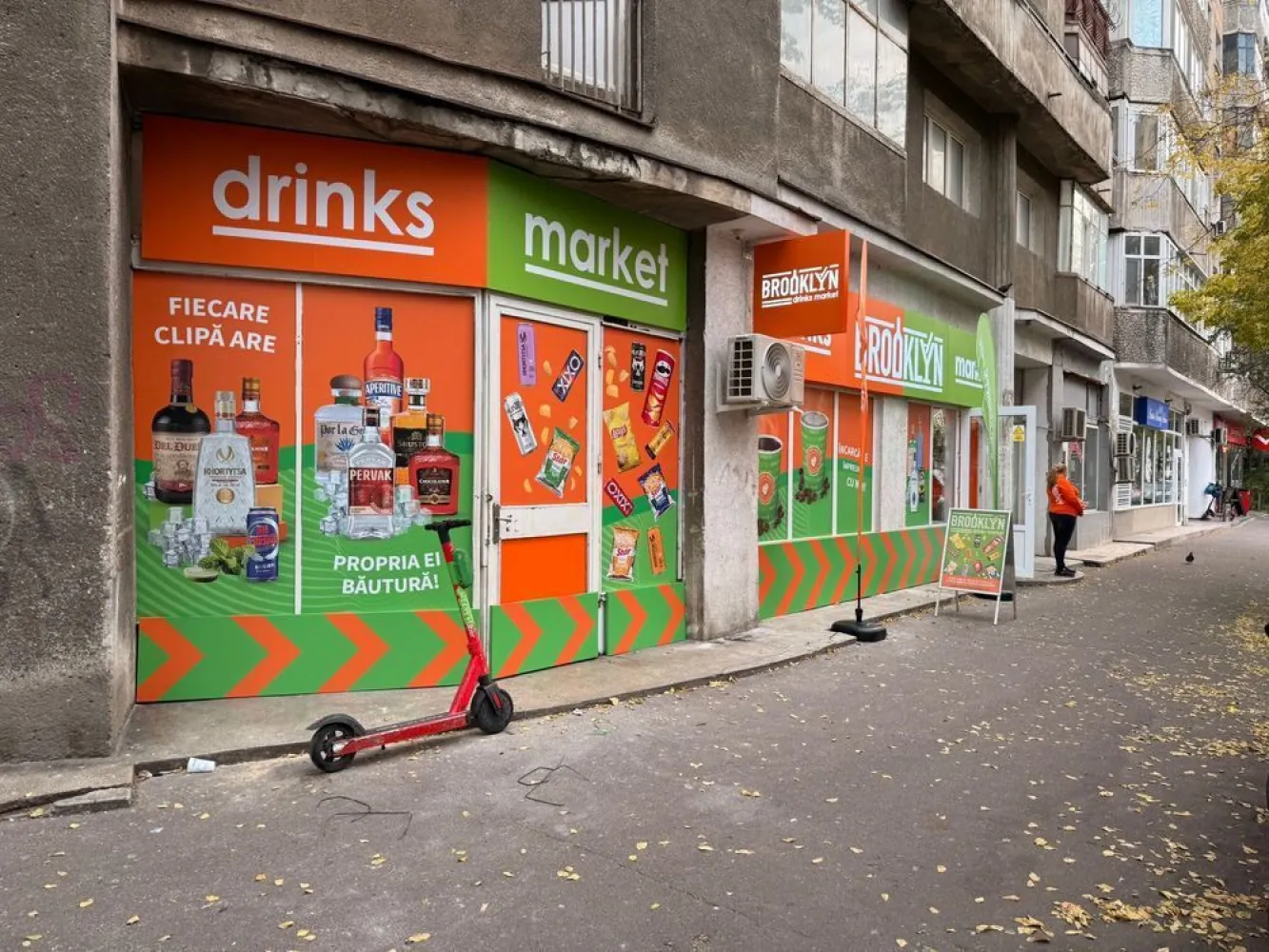 Proprietar Vand Spatiu Comercial Crangasi - Inchiriat la Brooklyn Drinks Store
Complet renovat
60 mp din care 40 mp open space
2 intrari
1800€/luna chirie