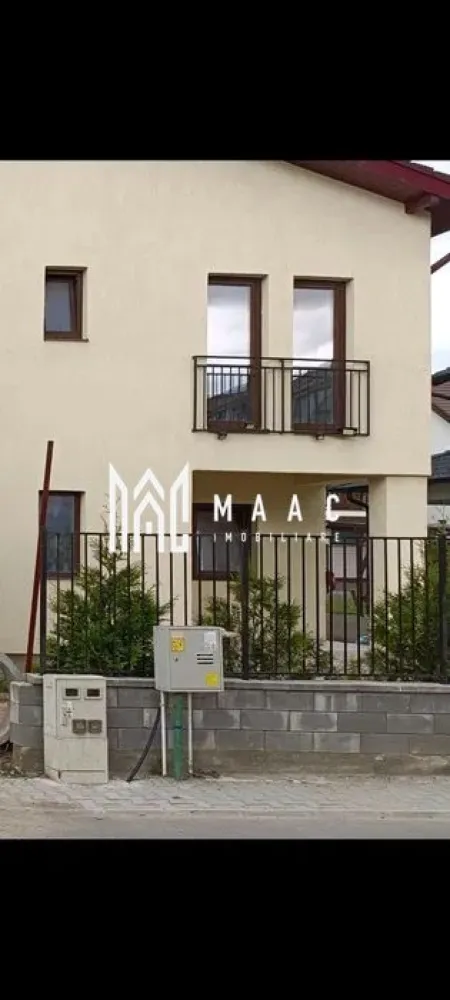 Casa cuplata | Curte proprie | 4 camere | Selimbar - MAAC Imobiliare vă propune spre vânzare casă cuplată situată în zona Șelimbăr, o proprietate modernă, finalizată în anul 2021, ideală pentru o familie care își dorește confort, spațiu generos și acces facil către oraș. Imobilul dispune de o suprafață utilă de 149 mp și este amplasat pe un teren de 265 mp, oferind o curte amenajată și multiple spații exterioare pentru relaxare.

Locuința este eficient compartimentată pe două niveluri, cu zone bine delimitate pentru zi și noapte, asigurând funcționalitate și intimitate.

Compartimentare:
-Parter: living spațios cu loc de luat masa – 27.34 mp, bucătărie open-space – 17.91 mp, birou – 10.36 mp, baie – 3.62 mp, vestibul + hol + casa scării – aproximativ 10 mp, 2 terase generoase de 18.58 mp și 7.19 mp
-Etaj: dormitor matrimonial – 18.55 mp cu dressing și baie proprie, dormitor 2 – 18.15 mp, dormitor 3 – 13.41 mp, baie comună – 7.46 mp, dressing separat – 4.72 mp, baie suplimentară – 5.29 mp, hol – 6.86 mp, terasă suplimentară – 7.86 mp

Casa beneficiază de izolație exterioară cu polistiren de 10 cm, contribuind la eficiență energetică sporită. Geamurile termopan Qfort cu 3 foi de sticlă asigură confort termic și fonic ridicat. Curtea este amenajată și pavată cu pișcoturi, oferind un spațiu exterior practic și ușor de întreținut.

Imobilul se predă la gri, cu instalațiile trase, centrală termică și calorifere montate, oferind posibilitatea personalizării finisajelor interioare conform preferințelor viitorului proprietar.

Pentru mai multe detalii, precizați telefonic că ați văzut anunțul CP2569413.