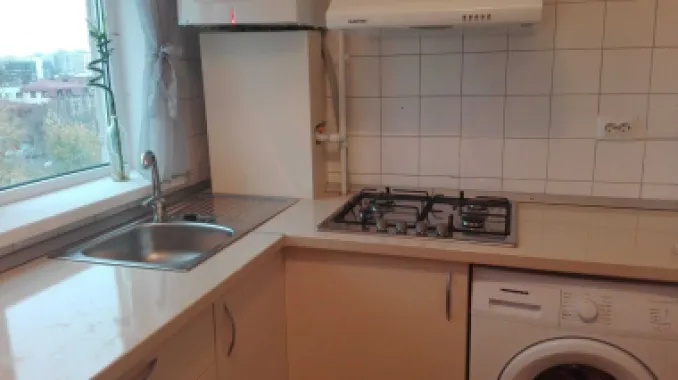 Garsoniera metrou Timpuri Noi