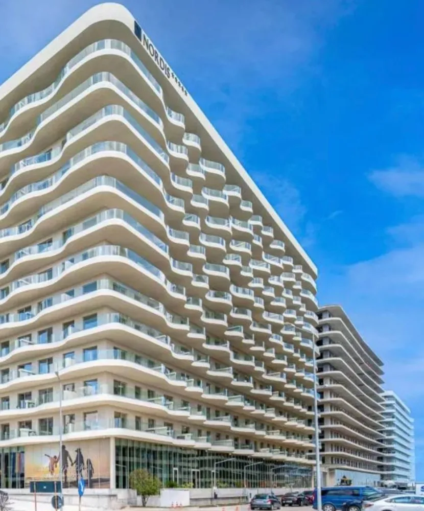 Apartament Studiou Tenerrife Nordis Mamaia - Apt tip Studiou Tenerife
Nordis Mamaia Năvodari
Mobilat,utilat
Ansamblu 5 stele!!
Etaj 5
53 mp
...Proprietar în acte...
Construcție 2023
Situat pe partea cu piscine,spa,agrement etc
-50 m de plajă!!
Schimb cu auto!