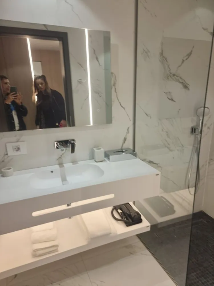Apartament Studiou Tenerrife Nordis Mamaia - Apt tip Studiou Tenerife
Nordis Mamaia Năvodari
Mobilat,utilat
Ansamblu 5 stele!!
Etaj 5
53 mp
...Proprietar în acte...
Construcție 2023
Situat pe partea cu piscine,spa,agrement etc
-50 m de plajă!!
Schimb cu auto!