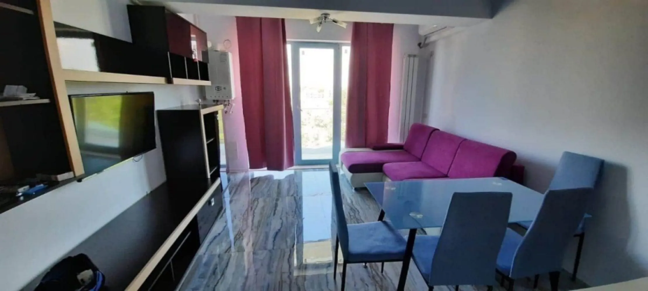 Studio in prima linie 32 mp Et. 5/6 An 2000 Mamamia Zev Mediteraneo - Agentia Europa doreste sa vanda un studio in prima linie la mare, mobilat utilat, suprafata totala de 31 mp. Vederea este spre camping.
Zona este deosebita.
