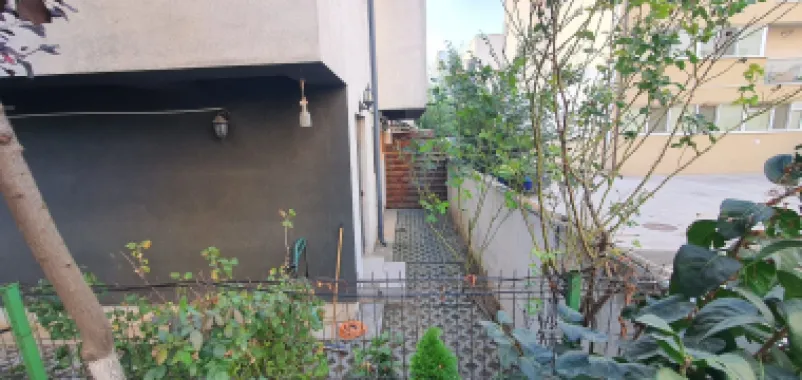 ageuropa.ro vinde VILA NOUA cu 4 cam. in POPESTI, Dimitrie Leonida.