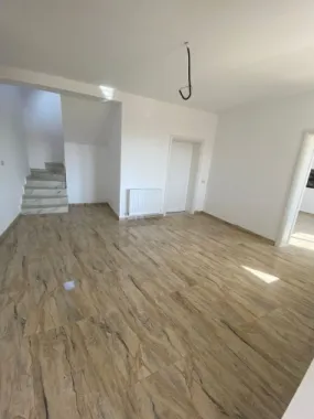 Casa P+1 de vanzare 160 MP An 2023 Predare la cheie Constanta Lumina