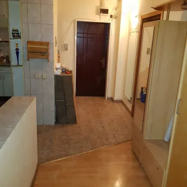 Apartament 3 camere Nerva Traian