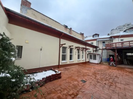 Rond Alba Iulia, Decebal, Bucuresti