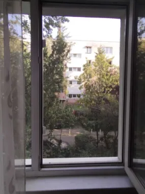 Vand apartament 4 camere zona Titan-Auchan/Ozana