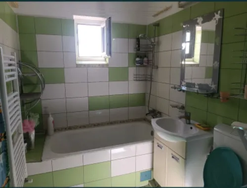 Apartament 2 camere zona Tomis1, etaj 1, zona foarte linistita