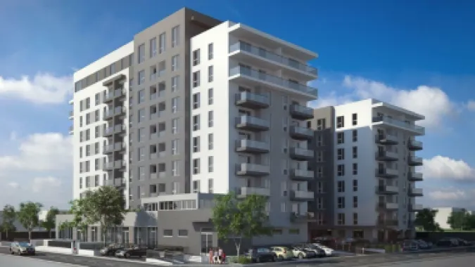 www.ageuropa.ro vinde Spatiu Comercial Zona Metalurgiei 225mp.