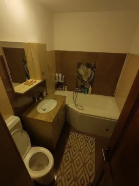 Apartament 3 camere Baneasa renovat mobilat 2 locuri parcare