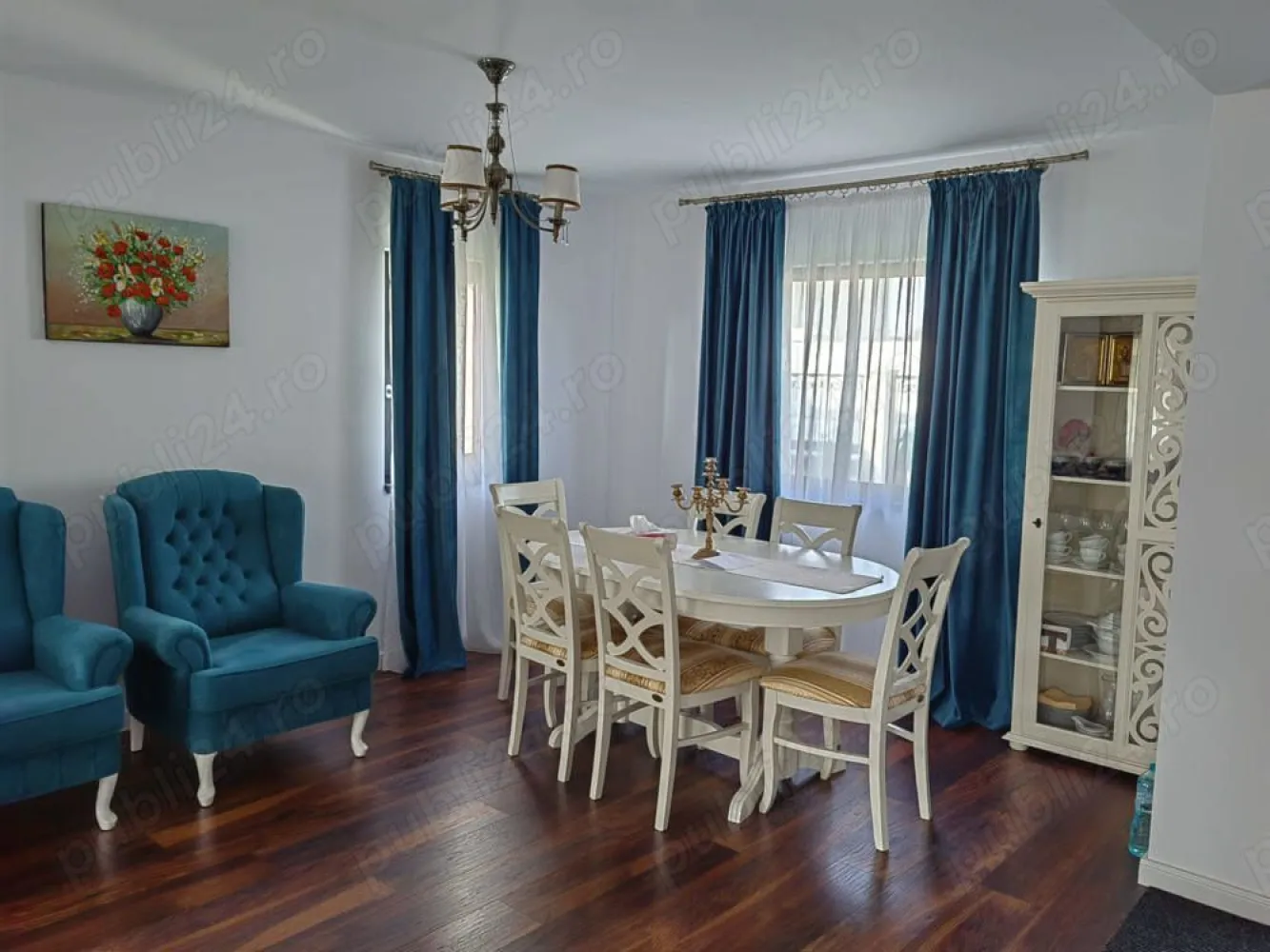 Casa de vânzare Miroslava D+P+1E - Proprietar vând casă model deosebit tip mediteranean în Vorovesti-Miroslava D+P+1E racordată la toate utilitățile,139mp utili, 430 mp teren, 15mp beci, Terasa acoperita 15mp.
Ascces rapid la strada principală asfaltata 150m, stație de autobuz la 200m,spălătorie auto la 200 m,supermarket, farmacie, grădiniță, școală.
Instalație automatizata de irigare
Centrala termica prin condensare - sistem de incalzire centralizat pe 3 zone cu termostate. 
Canalizare tip fosa ecologica 
Încălzire în pardoseala la parter și etaj calorifere. 
Finisaje de înaltă calitate,loc de parcare. 
Construcție 2022 
Scari interioare din lemn masiv
Uși lemn masiv
Mobila bucătărie pe comanda din MDF Vopsit
Bai echipate complet, vas wc suspendat grohe, lavoar ceramica, etc. 
Cabina de dus și cada premium cu termostat grohe. 
Demisol - Beci 15m 
Parter- Living spațios, bucătărie separată cu ieșire pe terasă, hol, baie
Etaj- 3 camere cu balcoane, baie, hol, pod pentru depozitare.

 Preț 230.000eur - persoana fizica -(zero șapte patru trei șapte opt noua zero trei șapte)