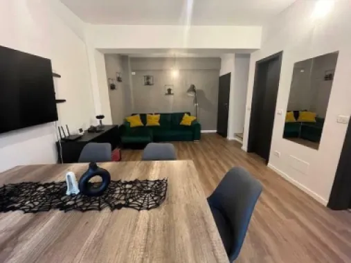 Casa 4 camere cu terasa si loc de parcare subteran