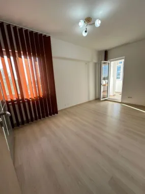 Apartament 4 camere zona Lujerului