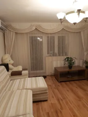 ageuropa.ro vinde ap 2 cam 65mp etaj 4 în CARPAȚI 2.