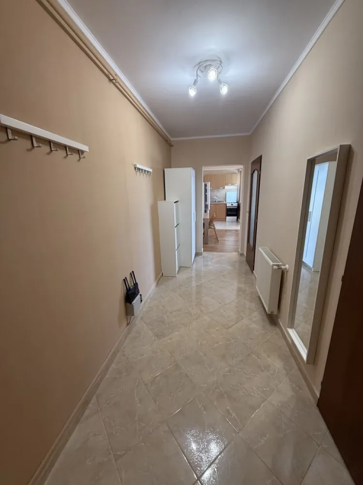 BRASADAS vinde ap 2 cam Carpati 2 - Agentia Imobiliara BRASADAS vinde apartament cu 2 camere mobilat si utilat in Carpați 2, Str. Bârgăului la etajul 1.
Www.brasadas.com.