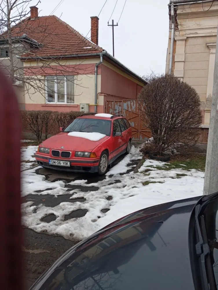 BRASADAS vinde casa 2 cam cu intrare comuna zona CENTRALA. - Agentia Imobiliara BRASADAS vinde casa situată în zonă centrală (A) . 
Casa este cu intrare comuna, teren aferent de 600 mp si conține două camere, baie, bucătărie separat de living, și o terasă destul de mare.
Terenul cuprinde 6Ari.
Www.brasadas.com.