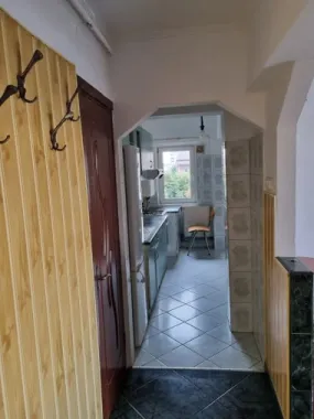 BRASADAS vinde ap 3 cam etaj 4/4 70mp Micro 16.