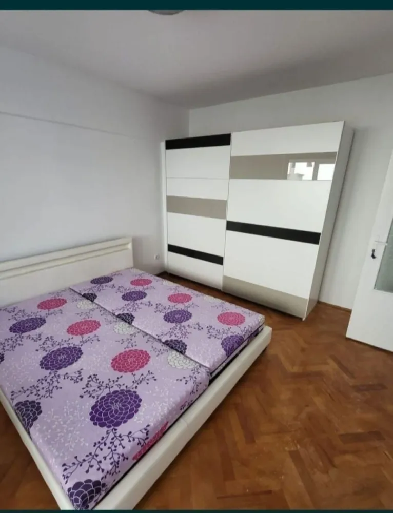 BRASADAS vinde ap 2 cam 25 Oct etaj 1 - Agentia Imobiliara BRASADAS vinde apartament cu 2 camere, Piața 25 Octombrie, etaj 1.
Www.brasadas.com.
