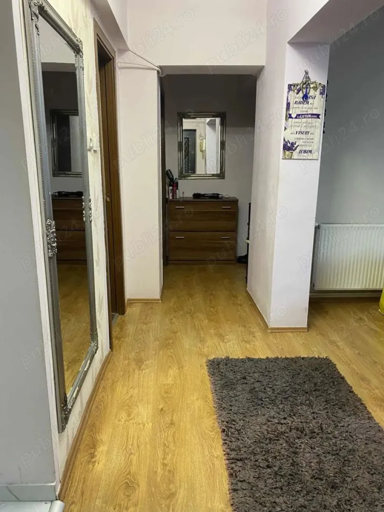 BRASADAS vinde ap 3 cam ( zonă liniștită ). - Agentia Imobiliara BRASADAS vinde apartament cu 3 camere in zona 14 Mai.
Descriere:
Vă oferim spre vânzare un apartament modern, spațios și luminos, perfect pentru familii sau cupluri care își doresc confort, intimitate sau chiar investiție pentru închiriere.
 Suprafață: 70 mp
 3 camere (living open space cu bucătăria + 2 dormitoare)
 2 băi 
 Curte împrejmuită, acces direct din bloc ideal pentru relaxare, pentru copii sau animale de companie.
 Zonă liniștită, aproape de școli, magazine și mijloace de transport
 Apartamentul combină funcționalitatea cu designul modern, oferind un spațiu primitor și practic.
 Www.brasadas.com.