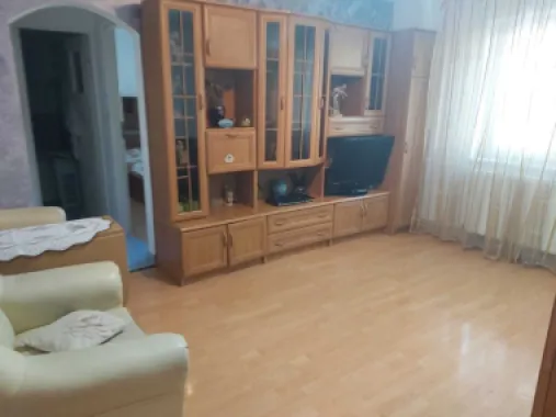 BRASADAS vinde ap 3 cam utilat etaj 2/4 Micro14 Prahova.