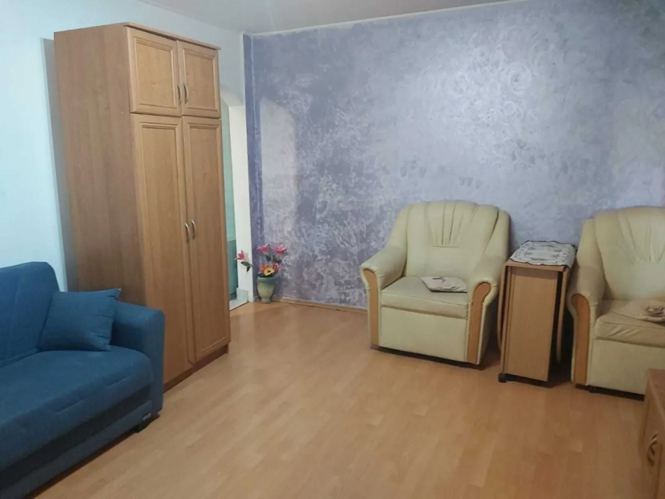 BRASADAS vinde ap 3 cam utilat etaj 2/4 Micro14 Prahova. - Agenția imobiliara BRASADAS vinde apartament cu 3 camere, mobilat complet si utilat
1 baie
1 bucatarie

Se afla in cartierul Micro 14, pe Aleea Prahova, in apropriere de Mall, piata Somes, Synevo, scoala Mircea Eliade, parc de joaca pentru copiii, spital, Lidl, Carrefour si multe alte beneficii la o distanta foarte scurta.

Www.brasadas.com.