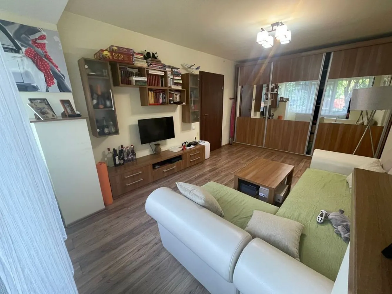 Apartament Grigorescu - Apartamentul două camere, zona f bună în Grigorescu, pt mai multe detalii vă rog să mă contactați.