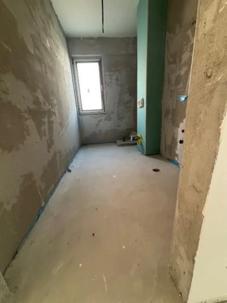 Ap. 2 camere Intre Lacuri - Ap. Cu 2 camere, etajul 2/4, incalzire in pardoseala, se va preda la stadiul semifinisat! Pret loc de parcare 15500 euro