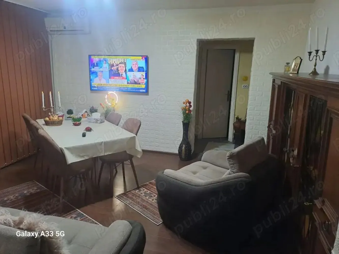 BRASADAS vinde ap 3 cam etaj 4/4 Soarelui. - Agenția imobiliara BRASADAS vinde apartament semidecomandat 3 camere 2 bai,balcon inchis , beci ,bloc caramida .izolat termic cheltuiei mici la intretinere etaj 4 din 4 ,se vinde mobilat ,zona buna magazine si spermarket foarte aproape .posibilitate parcare auto.
Www.brasadas.com.