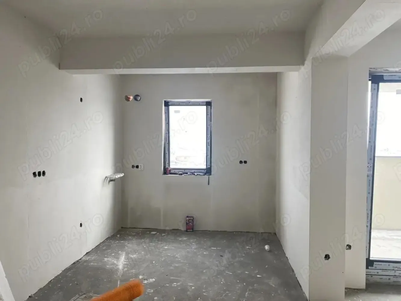 Agentia imobiliara BRASADAS vinde ap NOU -2025- cu 3 Camere. - Apartament 3 camere , semifinisat , bucatarie ,debara ,incalzire in pardoseala ,geamuri termopan triplex , centrala termica ,incalzire in pardoseala ,1 loc parcare privata , 2 bai , 86 mp utili ,din care 11 mp balcon, lift .
Www.brasadas.com.
