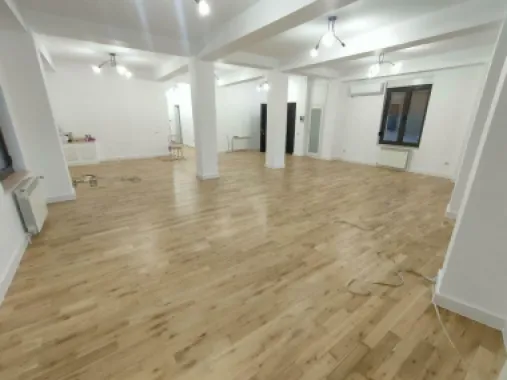 BDUL DACIA, PIATA GEMENI, 2 etaje SPATIU BIROURI