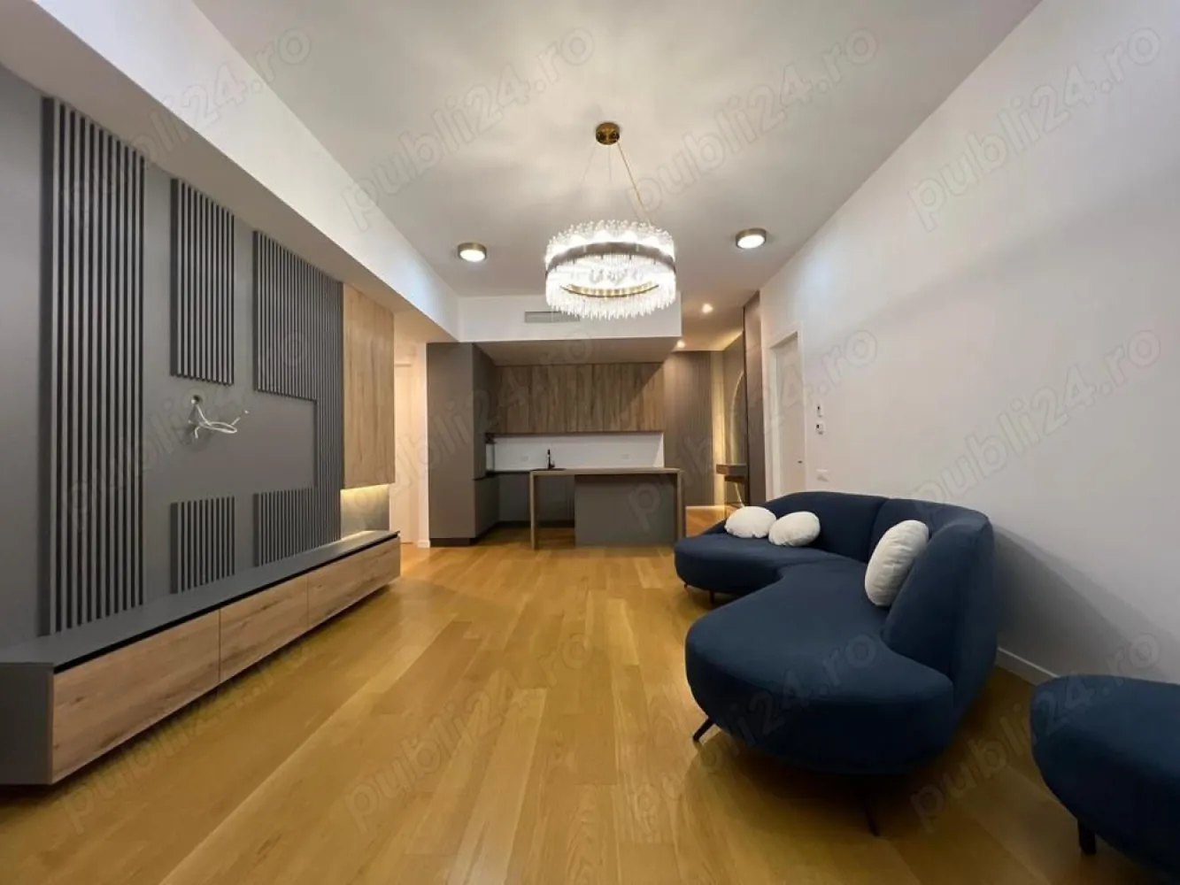 One Verdi Park 3 camere LUX - Apartament spatios si modern cu 3 camere, situat la etajul 8 al cladirii exclusiviste One Verdi Park. Cu o suprafata totala de 100,5 mp, acest apartament este ideal pentru cei care cauta confort si un stil de viata premium in inima Bucurestiului.

Detalii Apartament:

Suprafata totala construita: 100,5 mp
Dormitor principal: 18,2 mp - spatios si luminos, perfect pentru relaxare.
Dormitor secundar: 12,1 mp - ideal ca dormitor pentru oaspeti sau camera pentru copii.
Living Room: 27,3 mp - deschis, cu spatiu generos pentru petrecerea timpului in familie sau cu prietenii.
Bucatarie: 6,5 mp - complet utilata si moderna.
Bai: 2 bai (4,6 mp si 7,9 mp) - amenajate elegant si echipate cu obiecte sanitare de inalta calitate.
Hol: 5,2 mp
Balcon: 7,2 mp - oferind o vedere superba asupra orasului si spatiu pentru relaxare.

Pret nemobilat: 395.000 euro + tva

Pret loc parcare subsol -2 : 29.500 +tva

Pret mobilier: 35.000 +tva

Despre Cladire - One Verdi Park:

One Verdi Park este o cladire moderna, cu design arhitectural deosebit, oferind facilitati de top, printre care:

Securitate 24 7 si supraveghere video
Acces controlat si parcare subterana
Lifturi de ultima generatie
Spatii verzi si zone de relaxare
Sala de fitness si spa
Locuri de parcare disponibile

Localizare si Vecinatate:

Situat in zona Floreasca, One Verdi Park ofera acces rapid la tot ce inseamna confort urban:

Magazine si Supermarketuri: Carrefour, Mega Image, Lidl, in proximitate.
Restaurante si Cafenele: Zona ofera o varietate de optiuni culinare, de la restaurante elegante pana la cafenele si bistrouri moderne.
Parcuri si Zone Verzi: Parcul Verdi si Parcul Floreasca sunt la o distanta mica, oferind spatii pentru plimbari si activitati in aer liber.
Centru de Afaceri si Cladiri de Birouri: Zona Pipera si Floreasca Tower sunt aproape, ideale pentru cei care lucreaza in aceasta parte a orasului.
Transport Public: Statii de metrou si de autobuz usor accesibile, facilitand deplasarea rapida catre alte zone ale orasului.
Acest apartament reprezinta o oportunitate excelenta pentru cei care cauta un spatiu modern, bine compartimentat si situat intr-o zona de prestigiu a Bucurestiului.