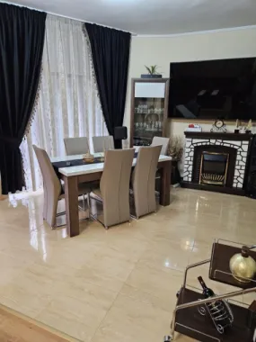 Casa de vanzare 3 camere Sos Giurgiului - Luica