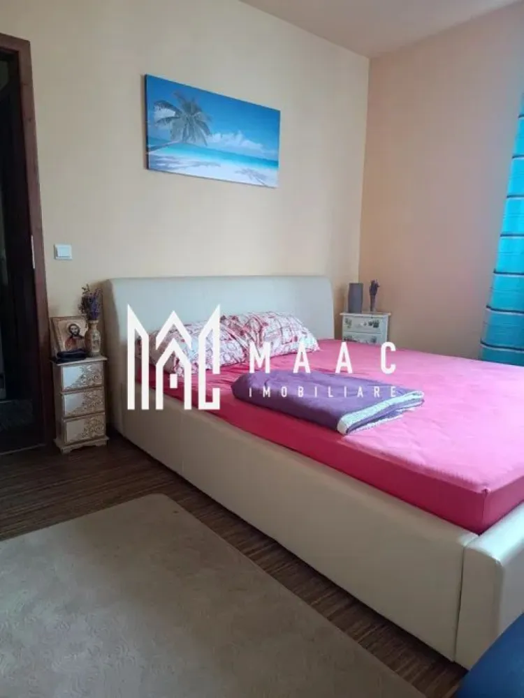 Apartament 2 camere | Balcon | 40 MPU | Doamna Stanca - MAAC Imobiliare va prezinta un apartament cu 2 camere semidecomandat, zona Doamna Stanca, lângă Shopping City. Acces facil la mijloace de transport în comun, școli, grădinițe, parcuri și alte puncte de interes. Detalii generale ale imobilului: Etaj 4 din 5, într-un bloc construit în anul 2015 Suprafață utilă de 40 mp Balcon de 4 mp Apartament luminos Compartimentare: Living open space cu bucătărie Dormitor matrimonial Baie spațioasă, dotată cu cadă și geam pentru aerisire Balcon Dotări și finisaje: Centrală termică proprie cu calorifere Ușă metalică la intrare Geamuri termopan Se vinde mobilat și utilat complet, exact ca în poze – pregătit pentru mutare imediată Potrivit pentru investiție cu randament bun datorită poziționării. Pentru mai multe detalii precizati telefonic ca ati vazut anuntul cu ID: CP2534775