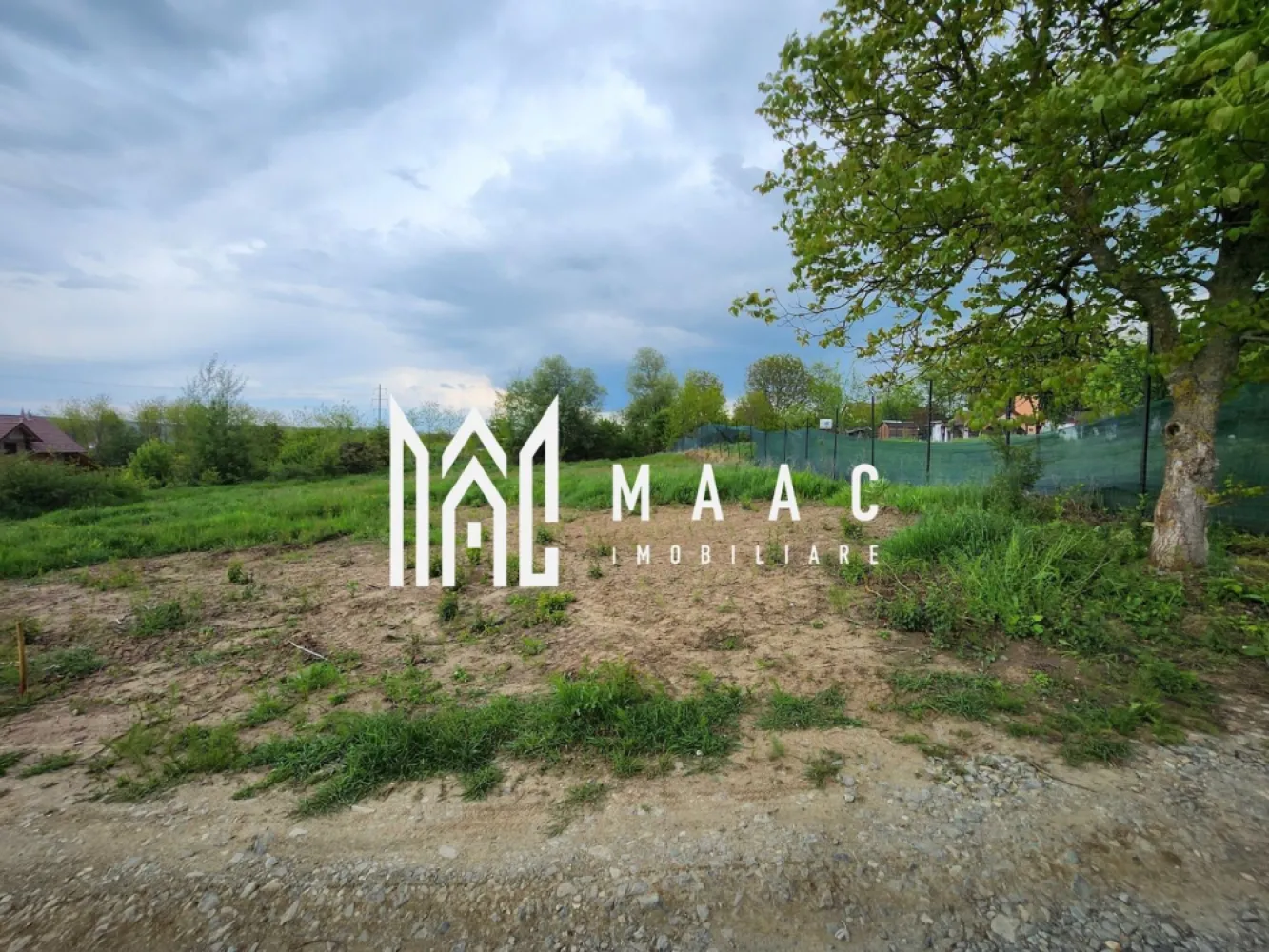 Teren intravilan | 1.670 Mp | Daia Nouă - MAAC Imobiliare vă oferă spre vânzare un teren intravilan cu suprafața de 1.600 mp, situat într-o zonă frumoasă și liniștită din Daia – ideal pentru investiție sau construcție rezidențială.

📍 Localizare: Daia
📐 Suprafață: 1.600 mp
✅ Acte în regulă
🔌 Utilități: la poartă (curent, apă etc.)

Pentru mai multe detalii sau pentru a programa o vizionare, vă rugăm să ne contactați, menționând ID:CP2536175