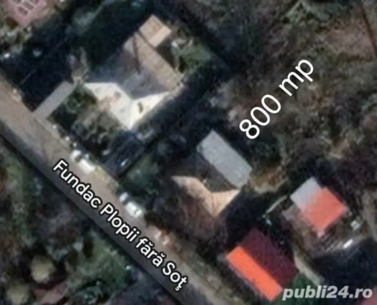 Teren de vânzare - Teren situat în Iași, cartier Bucium, Strada Fundac Plopii fără Soț, cu o suprafață de 800 de mp. Suprafața dispune de o locuință bătrânească în care se poate locui, însă necesită unele îmbunătățiri. Utilități (gaz, curent) sunt pe proprietate, iar (apa, canalizarea) sunt la limita proprietății (lângă gardul locuinței).
Terenul este situat la 200 m de Hanul Trei Sarmale!
Pentru mai multe informații apelați la numărul de telefon: 07******34