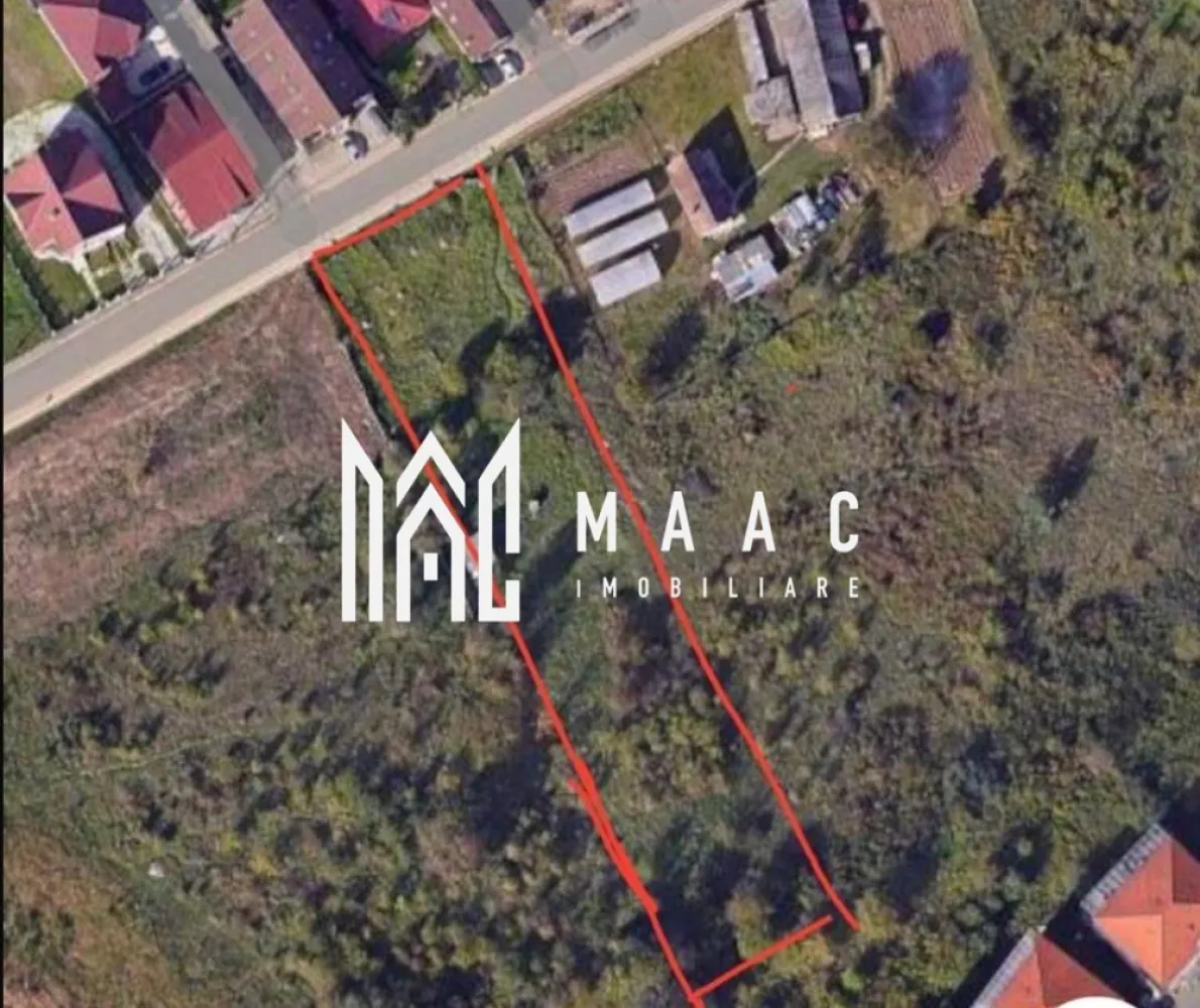 Teren Intravilan | 3000 mp | Sibiu - MAAC Imobiliare vă propune spre vânzare un teren generos cu suprafața de 3.000 mp, ideal pentru investiție, dezvoltare rezidențială sau proiecte imobiliare, amplasat într-o zonă aflată în continuă dezvoltare, cu acces facil și poziționare avantajoasă. Proprietatea beneficiază de deschidere la stradă de 24 metri liniari, oferind multiple posibilități de parcelare sau construire, fiind potrivită atât pentru investitori, cât și pentru dezvoltatori interesați de o zonă cu potențial ridicat de valorificare.

Terenul are acces direct din stradă asfaltată, ceea ce asigură conectivitate rapidă și acces facil către principalele puncte de interes din zonă. Utilitățile se află în apropiere, un avantaj important pentru viitoarele proiecte rezidențiale sau investiționale. Amplasarea într-o zonă liniștită, dar bine conectată, contribuie la atractivitatea proprietății și la perspectivele excelente de dezvoltare pe termen lung.

Caracteristici:
-Suprafață teren: 3.000 mp
-Deschidere la stradă: 24 ml
-Acces direct din stradă asfaltată
-Utilități în apropiere
-Zonă în continuă dezvoltare
-Potrivit pentru investiție sau dezvoltare rezidențială
-Poziționare excelentă, cu acces rapid către punctele de interes

Pentru mai multe detalii sau informații, vă rugăm să specificați telefonic numărul CP2533551.