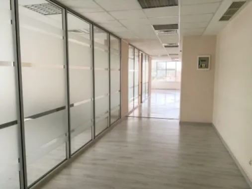 Spatiu birou de vanzare etaj 4 Grozavesti langa metrou