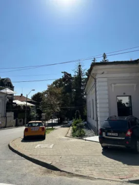 Persoana fizica !! vand casa Centru !! 1160 Mp !! rate !!