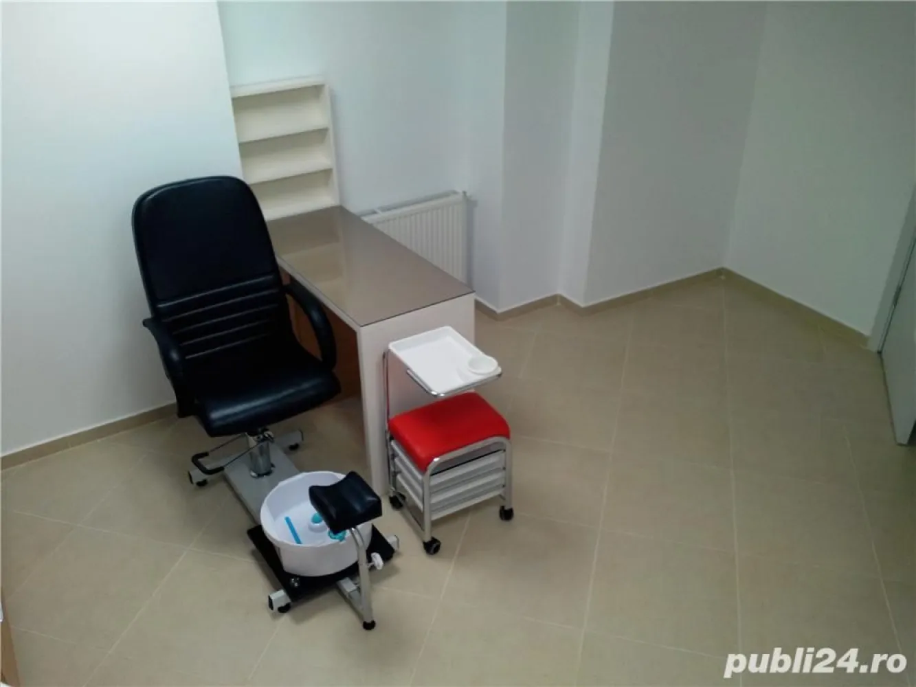 Vanzare spatiu comercial - Vand spatiu comercial pretabil pentru frizerie, s.a., Stadiul constructiei: Finalizat, numar etaj: 0, numar camere: 2, suprafata utila: 60, suprafata totala: 60, suprafata construita: 60, anul constructiei: 1954, Accept schimburi