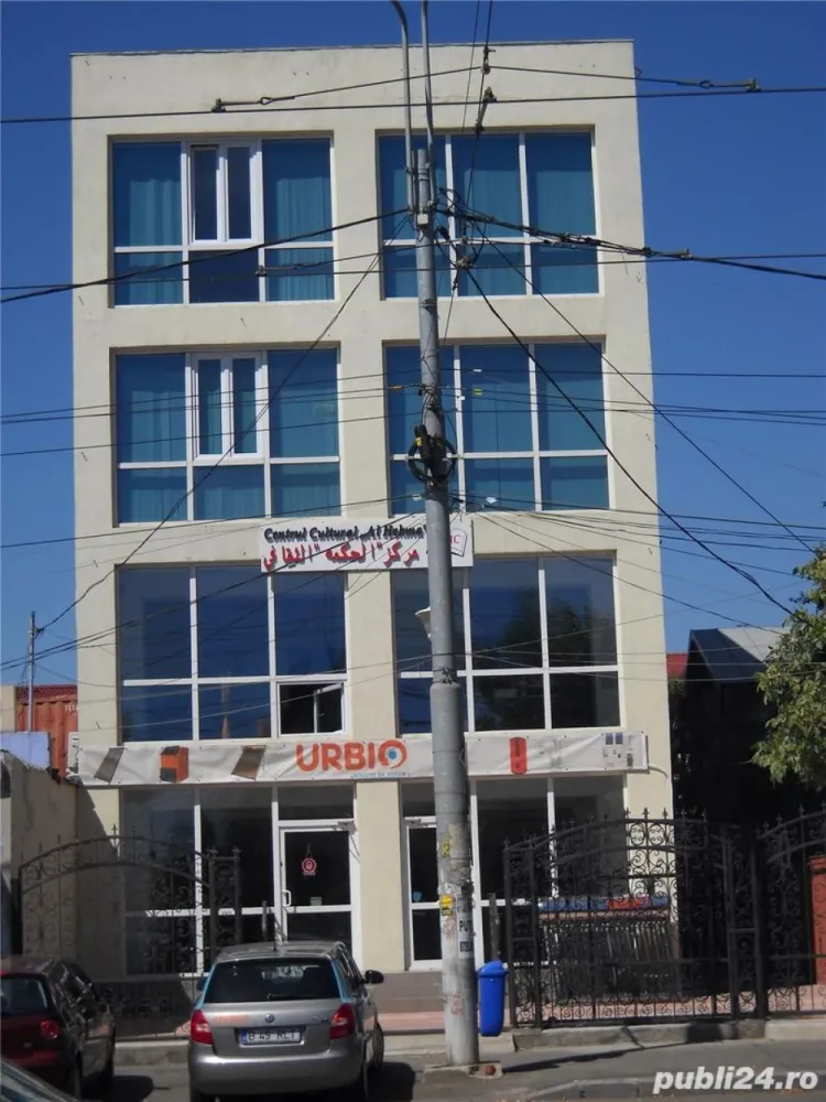spatiu comercial - colentina - sector 2 - cladirea p+3e+m - de vanzare - spațiu comercial stradal, Suprafața construita - 760mp. Regim înăltime: P+3E+mansardă, teren:300mp, parter: 150mp, bucuresti, sector 2, Sos. Colentina nr.413
punct de reper: carrefour colentina, pentru contact , de preferat prin whatsapp: ,