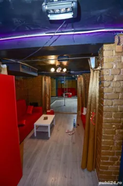 Spatiu comercial si casa de vanzare