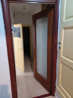 Vanzare apartament 4 camere Piata Victoriei
