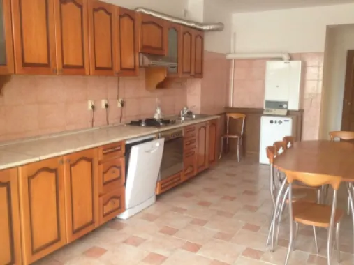 locatie unica: Polona-Dorobanti-Dacia