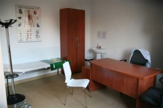 Imobil spatios (P+2) intr-o zona de interes ( Baba Novac - Dristor )