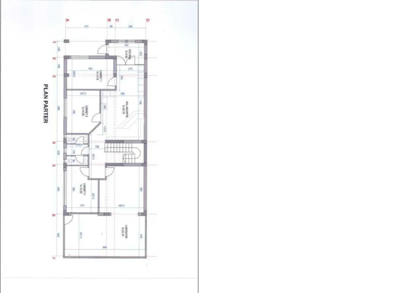 Imobil spatios (P+2) intr-o zona de interes ( Baba Novac - Dristor ) - Imobilul este situat intre Baba Novac si Dristor, in vecinatatea cartierului rezidential New Town Residence si este compus din 14 camere, o receptie, bai pe fiecare etaj, spatii administrative si o terasa de 35,42 mp. In ceea ce priveste incalzirea camerelor aceasta se face prin centrala proprie.
Cladirea este desfasurata astfel:
• Suprafata teren: 380 mp conform actelor de proprietate (363.13 mp, conform masuratorilor);
• Suprafata utila cladire: 443,71 mp (408,71 mp + 35 mp constructie usoara);
• Suprafata utila parter: 116,87 mp + 35 mp constructie usoara;
• Suprafata utila etaj 1: 148,04 mp;
• Suprafata utila etaj 2 cu terasa de 35,42 mp: 143,8 mp ;

Pretul de 700.000 euro (1.580 euro/mp) are in vedere si urmatoarele caracteristici:
• Amplasarea imobilului intr-o zona cu potential de business dar si intr-o zona buna pentru o resedinta;
• Incadrarea imobilului in regimul maxim de inaltime al zonei;
• Pretul de constructie pe mp.