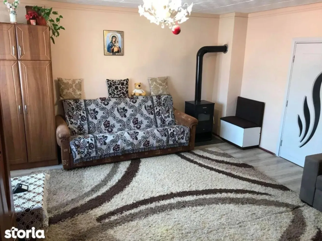 BRASADAS vinde apart 2 cam și gars în casa cu intrare comuna - Agenția imobiliara BRASADAS vinde o garsoniera la parter și un apartament cu doua camere la etaj în casa cu etaj cu intrare comuna.
www.brasadas.com.