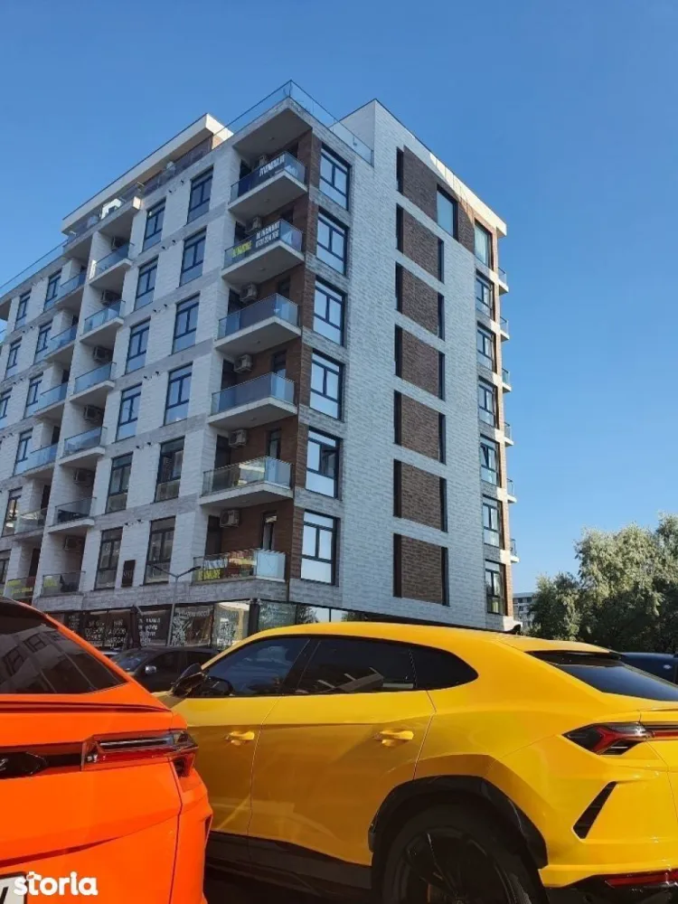 Apartament Mamaia zona de lux, Hotel Opera, White tower-str Lotus nr 9 - Apartamente cu 2 camere, cu vedere superba spre mare, la 30 metri de plaja, in cea mai luxoasa zona din Mamaia, fix langa H Opera si White tower, restaurante premium si plaja de top.
Se vand complet mobilate si utilate, cu acces la parcare (foarte important), asa incat va puteti muta imediat.

Mai sunt disponibile inca 3 apartamente in acest bloc, la et 5 si 6 (difera pretul-va pot da detalii si despre acestea).

Pentru vizionari va rog sa ma sunati sa stabilim cand se pot vedea, fiind foarte aglomerat in sezonul estival. Comision 0% eu fiind dezvoltatorul. Nu doresc schimburi! Pretul este final, nu se adauga TVA! SE EMITE FACTURA!

Apartamentele au finisaje premium, sunt contorizate separat la apa,gaz,curent, intretinerea 120 lei/luna.

Veniti sa le vedeti inainte de a lua decizia finala!
