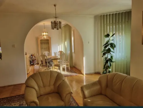 Casa ultracentrala